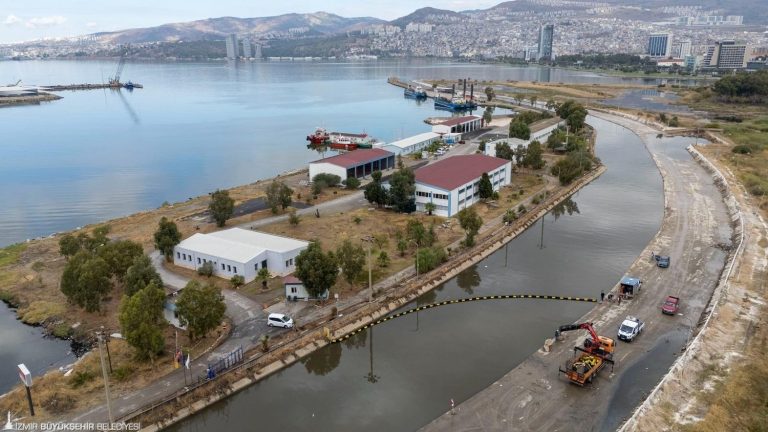 İZSU’dan kış öncesi temizlik ve altyapı hamlesi