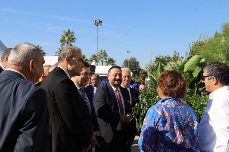 Ödemiş 20. Süs Bitkileri ve Fidancılık Sergisi açıldı