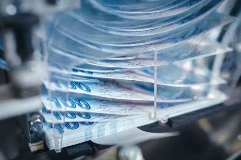 En düşük emekli maaşı 20 bin TL oldu