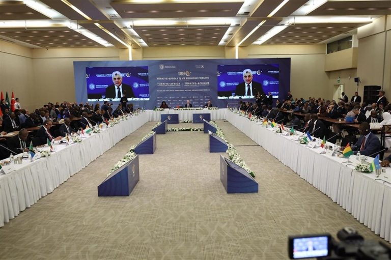 Bolat: Afrika ile ticaret hacmi 37 milyar doları aştı