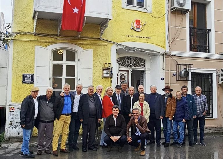 İzmir basınının buluşma noktası