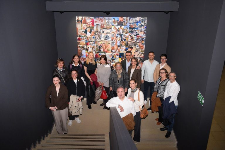 ESİAD’dan sanat turu