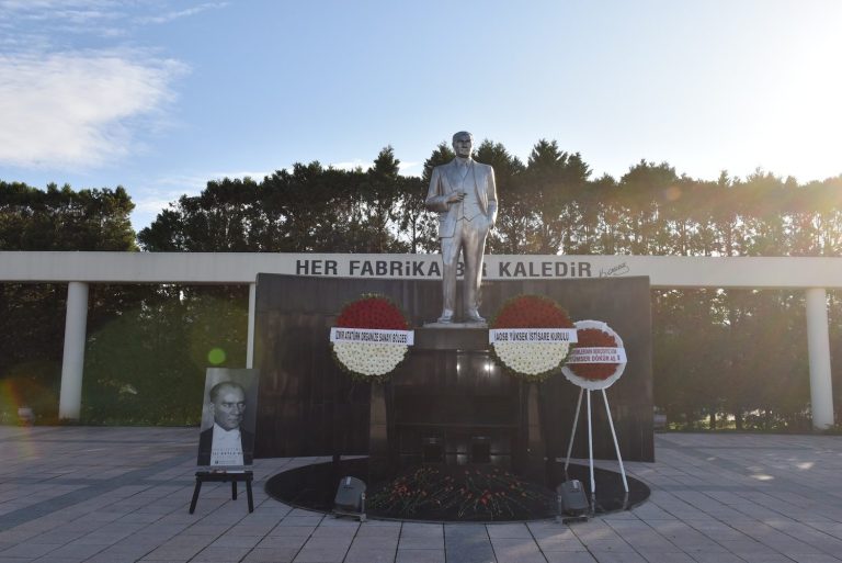 “Bu Cumhuriyet büyük bedellerle kuruldu”
