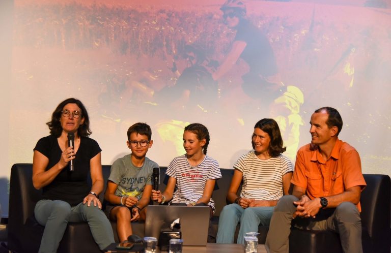 Bisikletçi aile Arkas Piri Reis Lisesi’nde
