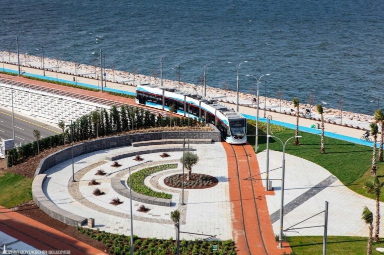İzmir’de 2040 yılının ulaşım planı şekilleniyor