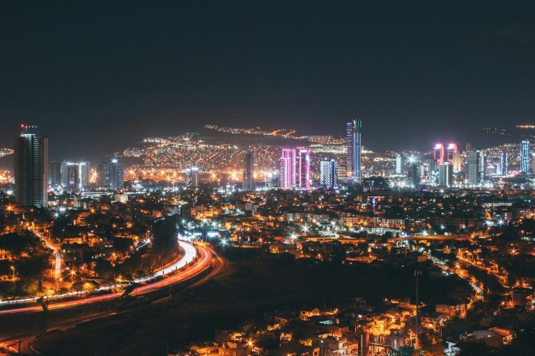İzmir Meets Zirvesi, ‘Dijital İkiz’ ile şehri geleceğe hazırlıyor