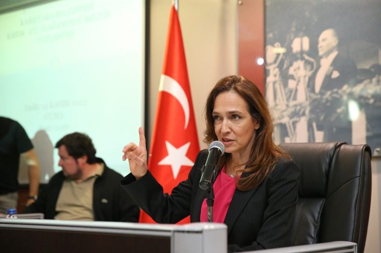 Başkan Ünsal: Tekstil Günleri’ni farklı bir alanda düzenleyeceğiz