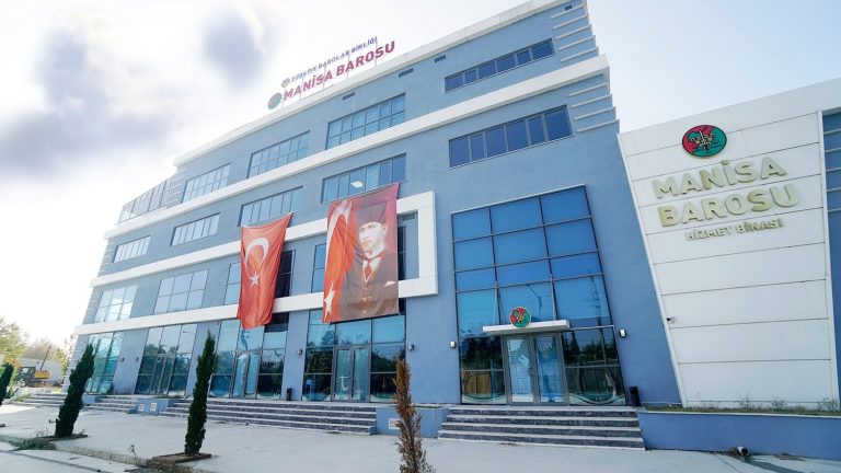 Manisa Barosu ve belediye birlikte kadınlara destek olacak