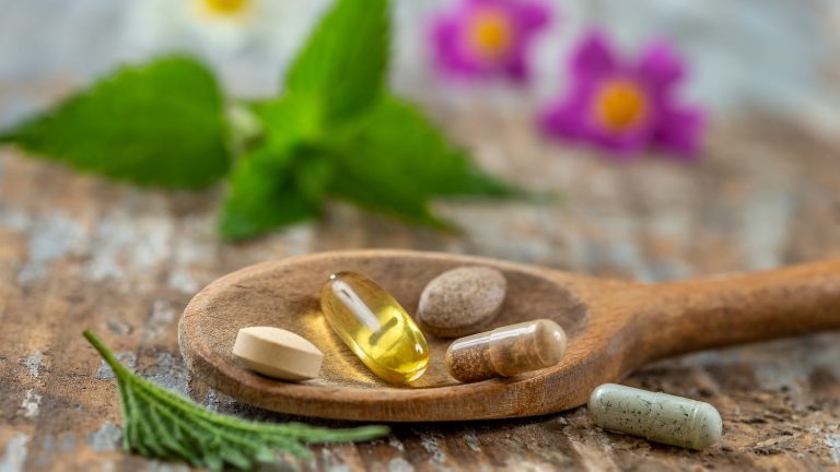 TEİS’ten vitamin ve gıda takviyelerinde ‘bilinçli tüketim’ uyarısı