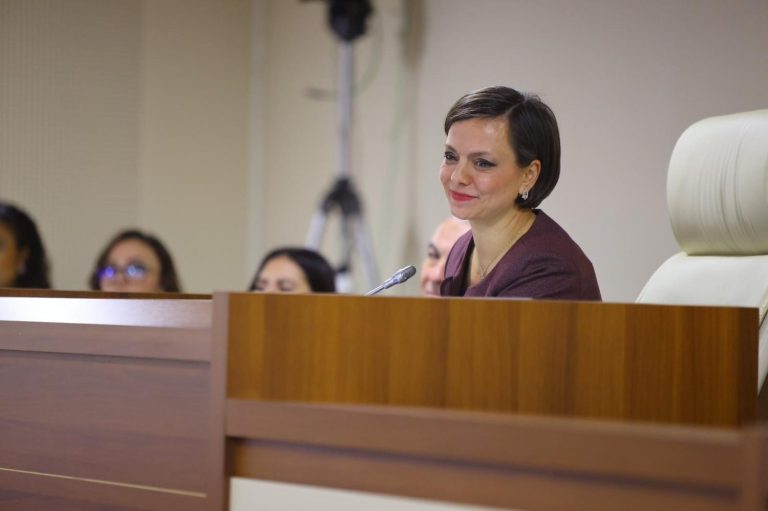 Karabağlar Meclisi’nde gündem kentsel dönüşüm