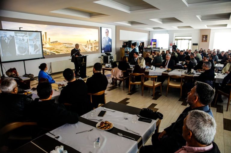 Bergama’da 137 muhtarla proje toplantısı