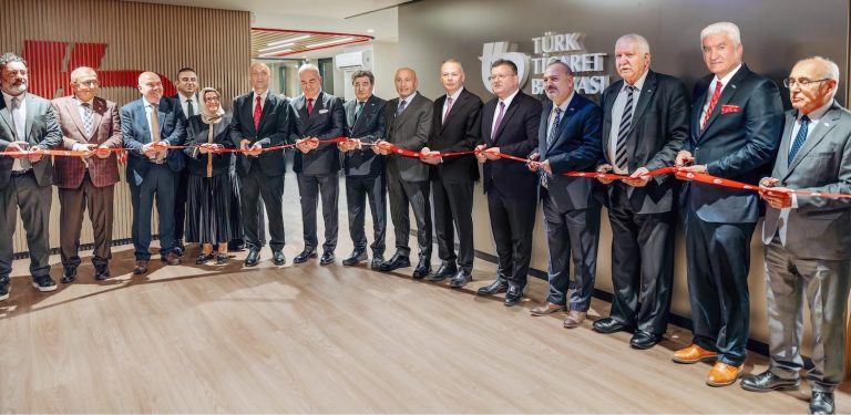 Türk Ticaret Bankası Antalya şubesi hizmete açıldı