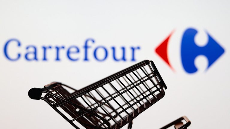 Sabancı Holding, CarrefourSA’nın satılmayacağını duyurdu