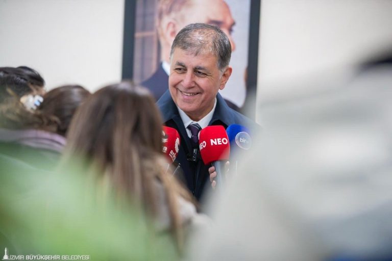 Başkan Tugay: Su kriziyle ilgili destek paketini açıklayacağız