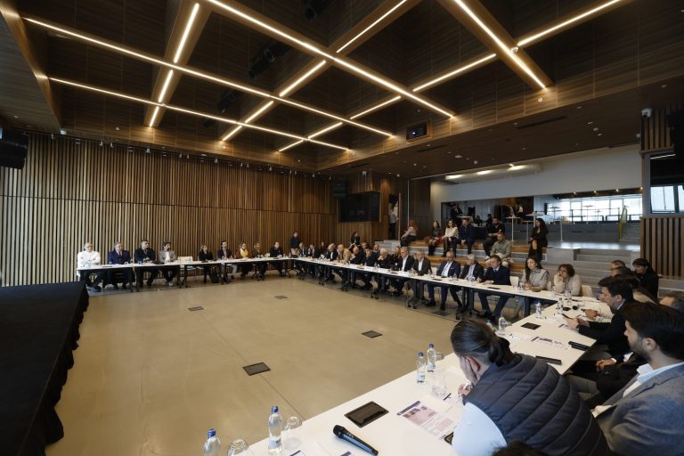 Eğitimciler “Dijital Deneyim Merkezi” için buluştu
