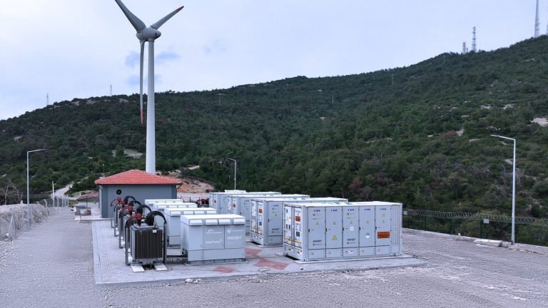 Depolamalı rüzgâr enerji santraline Bakanlık kabulü