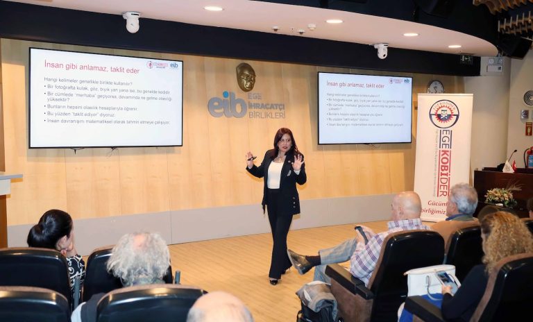 Dinçer: “Yapay zeka düşünmez, taklit eder”