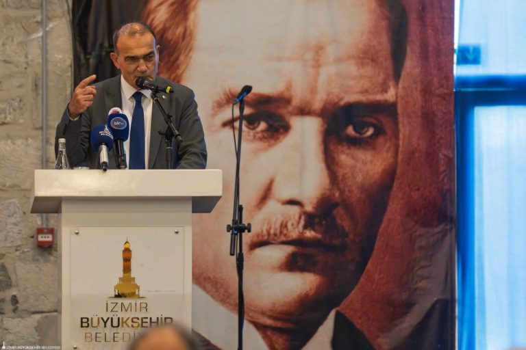 3 Aralık Engelliler Günü kapsamında İzmir’de özel bir buluşma düzenledi