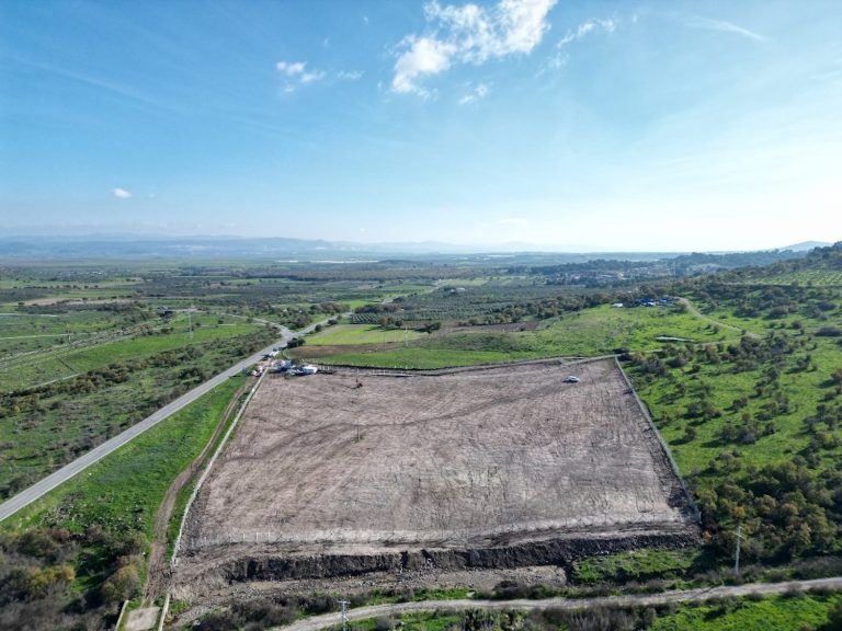 Dikili’nin Güneş Enerjisi Santrali Projesi’nde tam gaz ilerleme