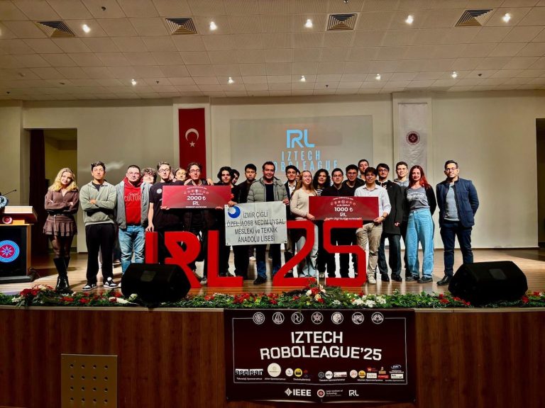İAOSB öğrencilerinden derece 