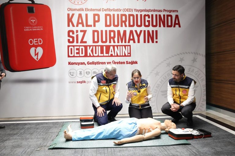 Yerli şok cihazı bulundurmak zorunlu olacak