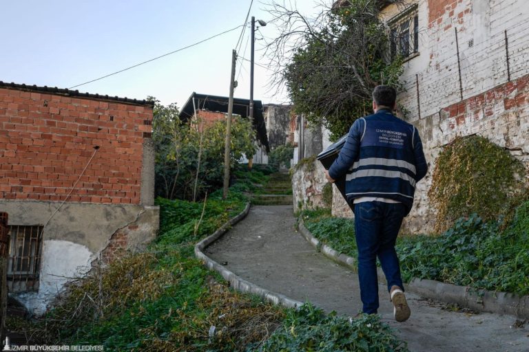 İzBB’den kış destek paketi ve nakdi yardım