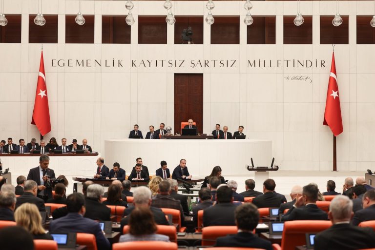 İllerin milletvekili sayılarında değişiklik yapıldı 