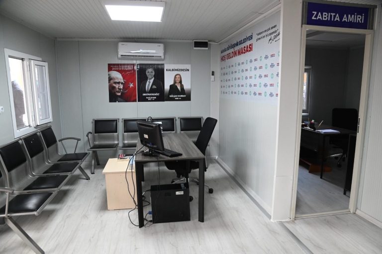 Perşembe pazarlarına örnek ‘Hoş geldin masası’ hizmeti