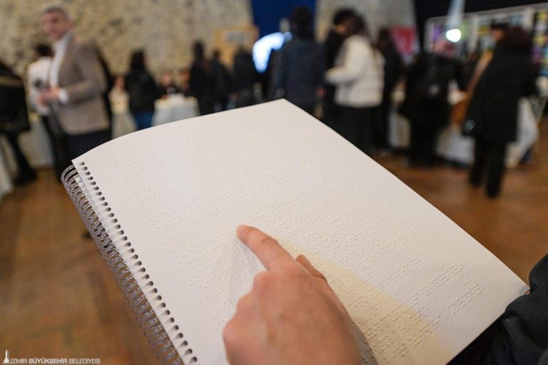 Öğrencilerin Ardıç Projesi kitaplaştı