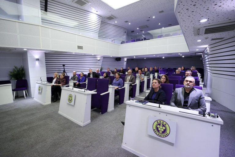 Buca Belediyesi’nden katılımcı demokrasiye dijital hamle