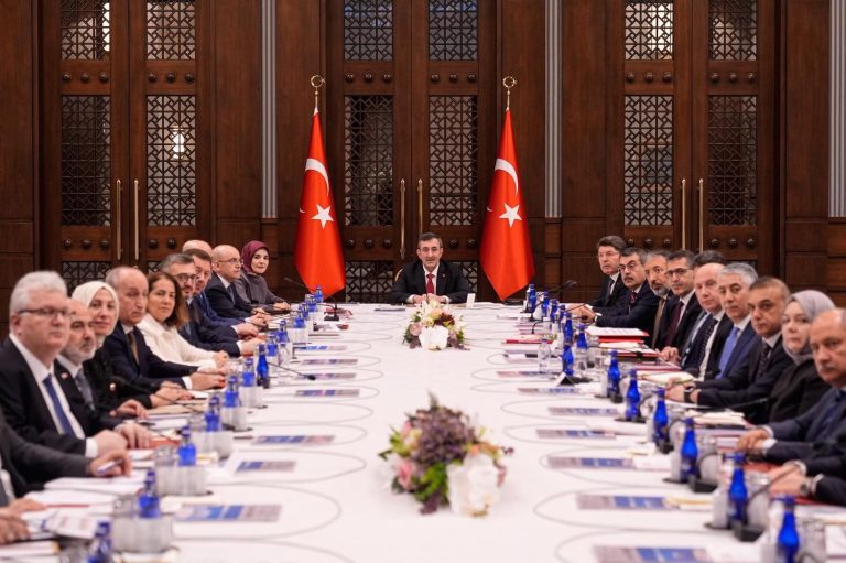 “Kadınlar için yeni çalışma modelleri gündemde”