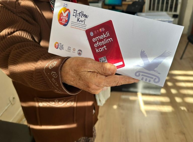 Efeslim Kart 2025’te emeklilere 1 milyon 449 bin TL destek sağladı