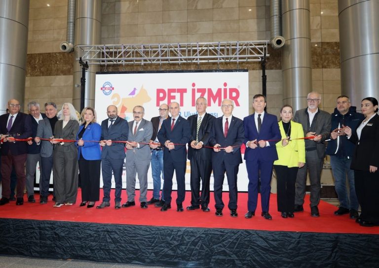 Kedi-köpek maması sektörü ihracatını 11 yılda 33 kat artırdı
