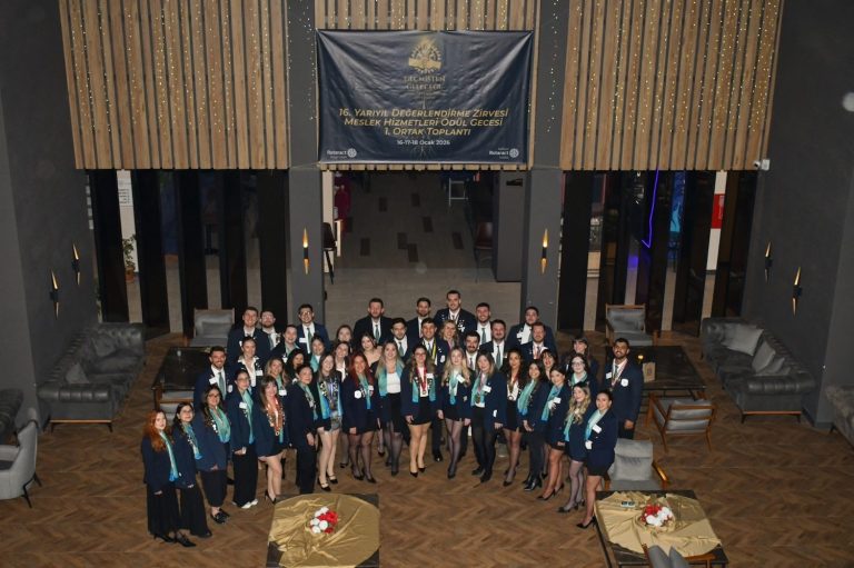 Rotaract kulüplerinden güçlü yarıyıl buluşması