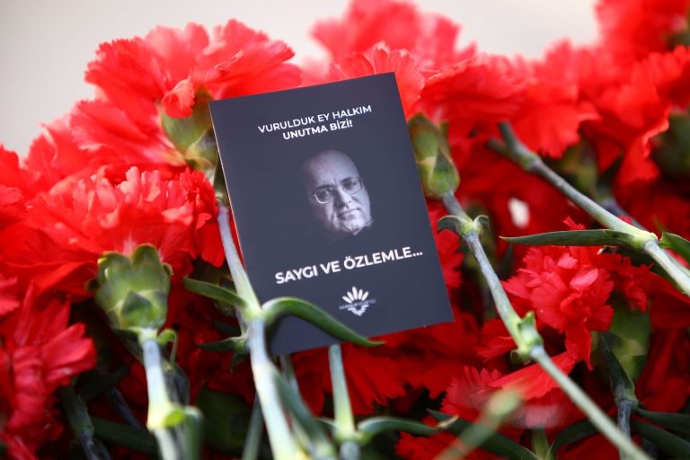 Karabağlar’da Uğur Mumcu anı programı