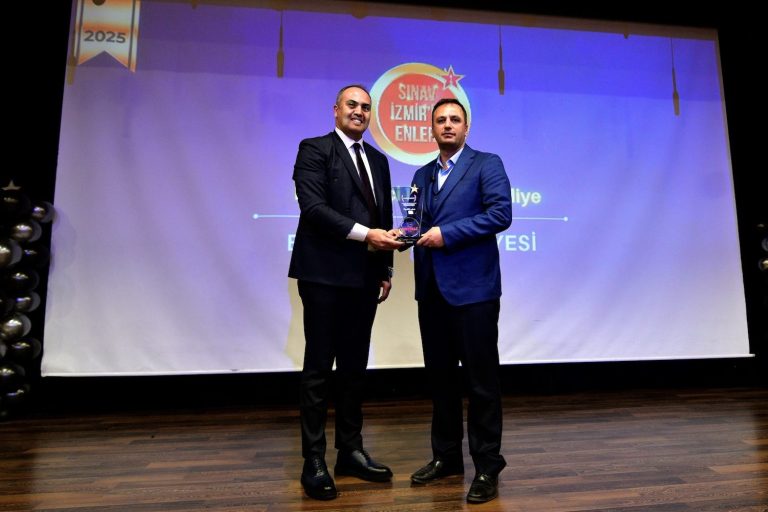 Bornova, Türkiye’nin ‘En Öğrenci Dostu Belediyesi’