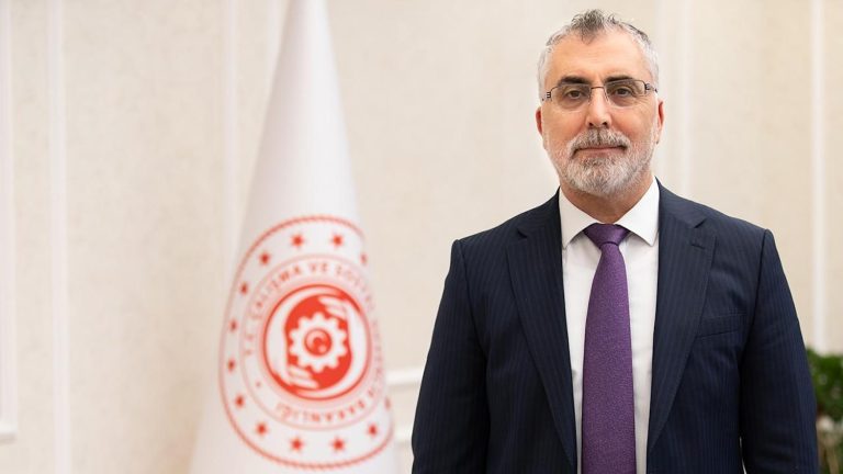 Bakan Işıkhan, engelli ve eski hükümlüler için hibe desteğini duyurdu