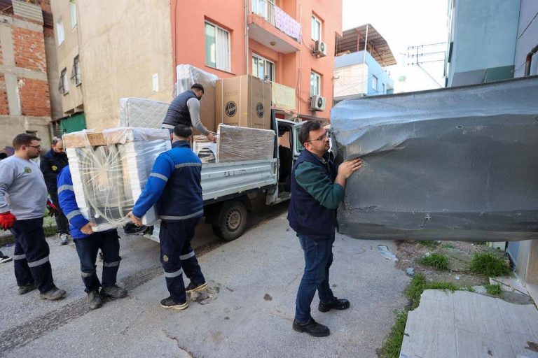 Selden etkilenen ailelere eşya desteği