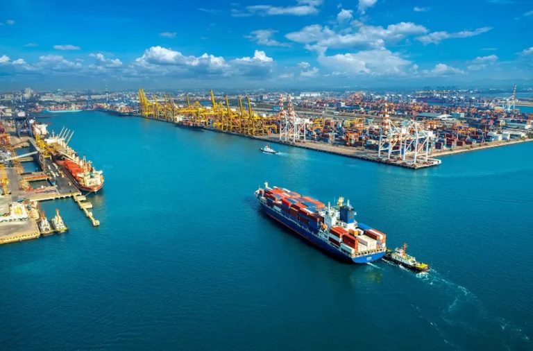 Küresel ticari sigorta fiyatları altı çeyrektir geriliyor