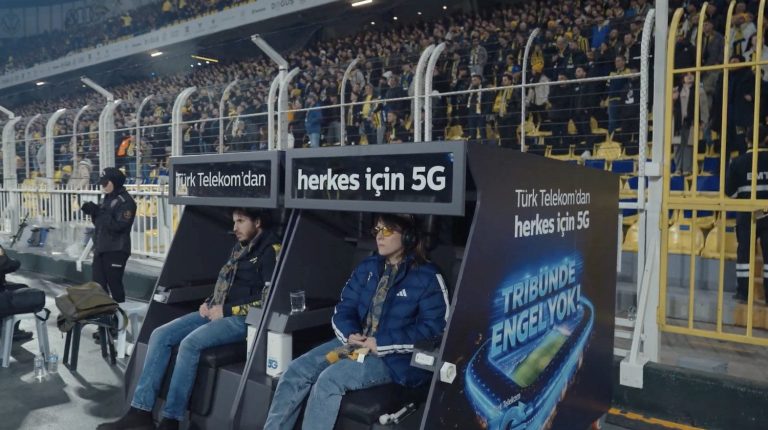 Türk Telekom’dan 5G ile ‘Engelsiz Tribün’ deneyimi