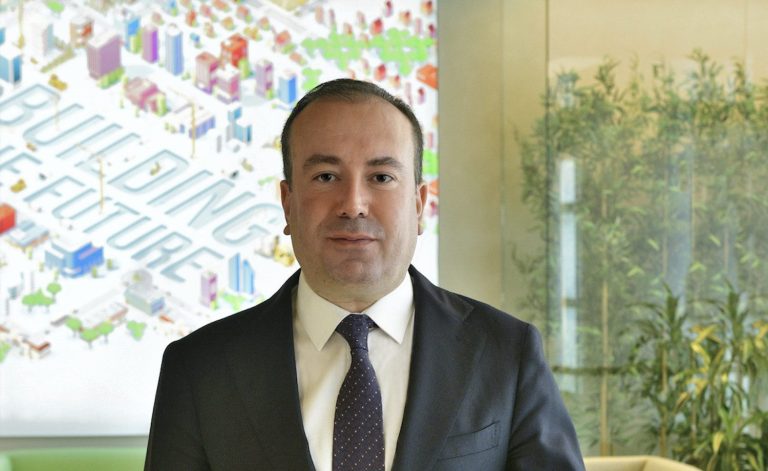 Çimsa ciroda 1,1 milyar dolar barajını aştı