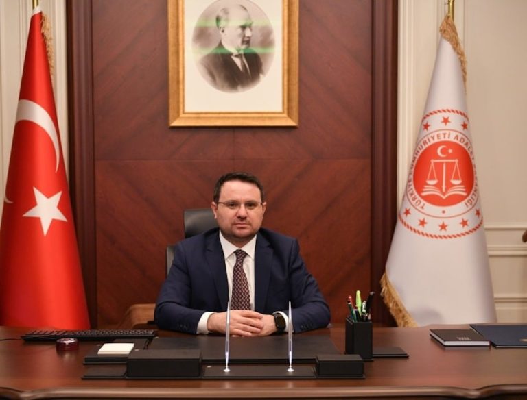 13 tavuk şirketine kayyım atandı