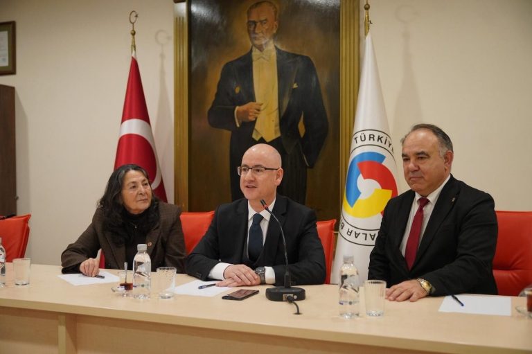 Kuzey Ege Zeytinyağı Lisanslı Depoculuk’ta tarihi adım
