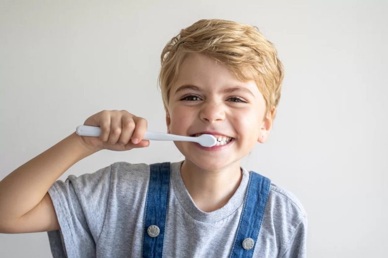Çocukların diş sağlığına yapılan yatırım geleceği kurtarıyor 