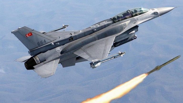Balıkesir’de F-16 uçağının düşmesi sonucu pilot şehit oldu
