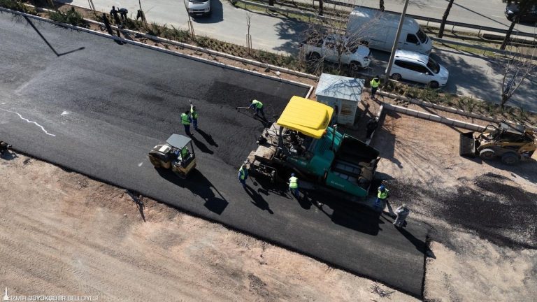 İzmir’in yollarında tam gaz asfalt seferberliği