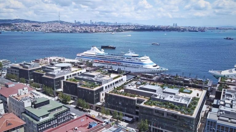 Türkiye kruvaziyerde 3 milyon yolcuya odaklandı
