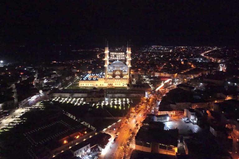 Bakan Ersoy: Selimiye Camii aslına uygun şekilde yeniden ihya edildi