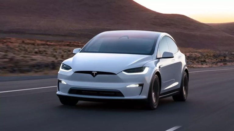 ​Tesla yaklaşık 219 bin aracını geri çağırıyor