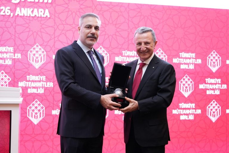 Müteahhitlerden küresel pazarlar ve eşit rekabet vurgusu